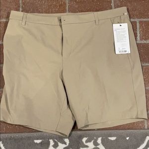 Lululemon men’s Shorts